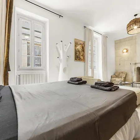 Logement Tout Equipes Au Centre Historique De Beaucaire - Baobab * 보케르