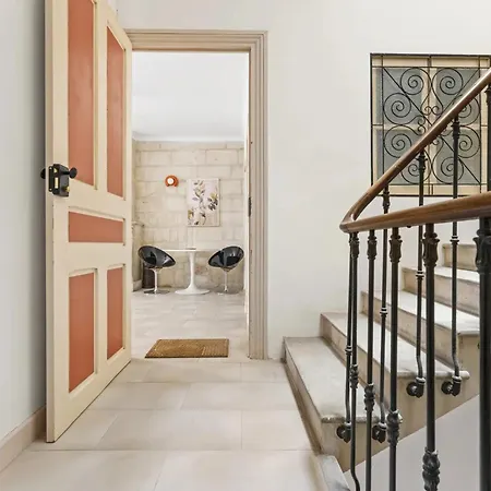 Logement Tout Equipes Au Centre Historique De Beaucaire - Baobab 아파트