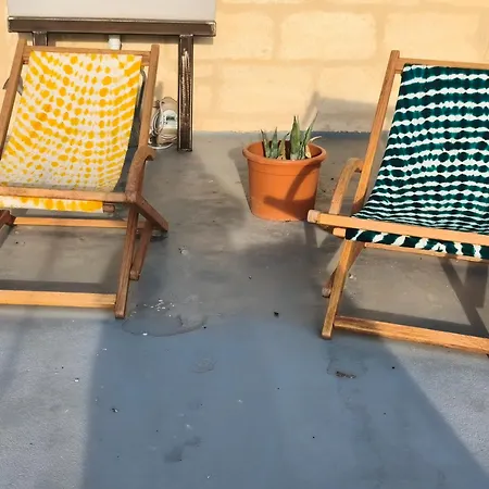Logement Tout Equipes Au Centre Historique De Beaucaire - Baobab 아파트 *