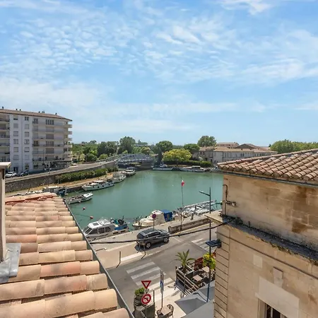 아파트 Logement Tout Equipes Au Centre Historique De Beaucaire - Baobab 보케르